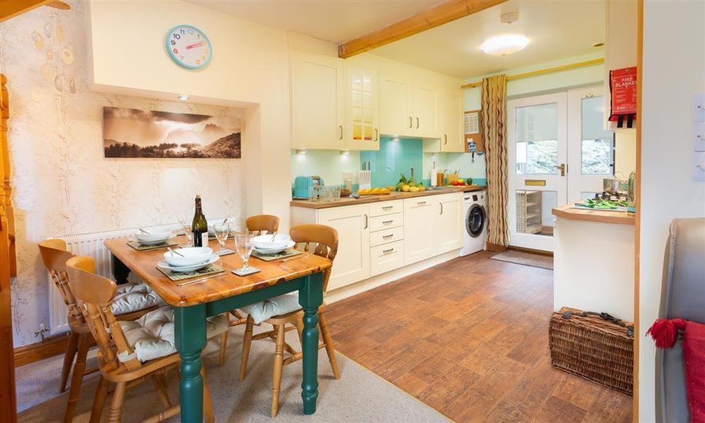 Lingmoor View Villa Ембълсайд Екстериор снимка